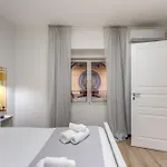 Caravita 4*